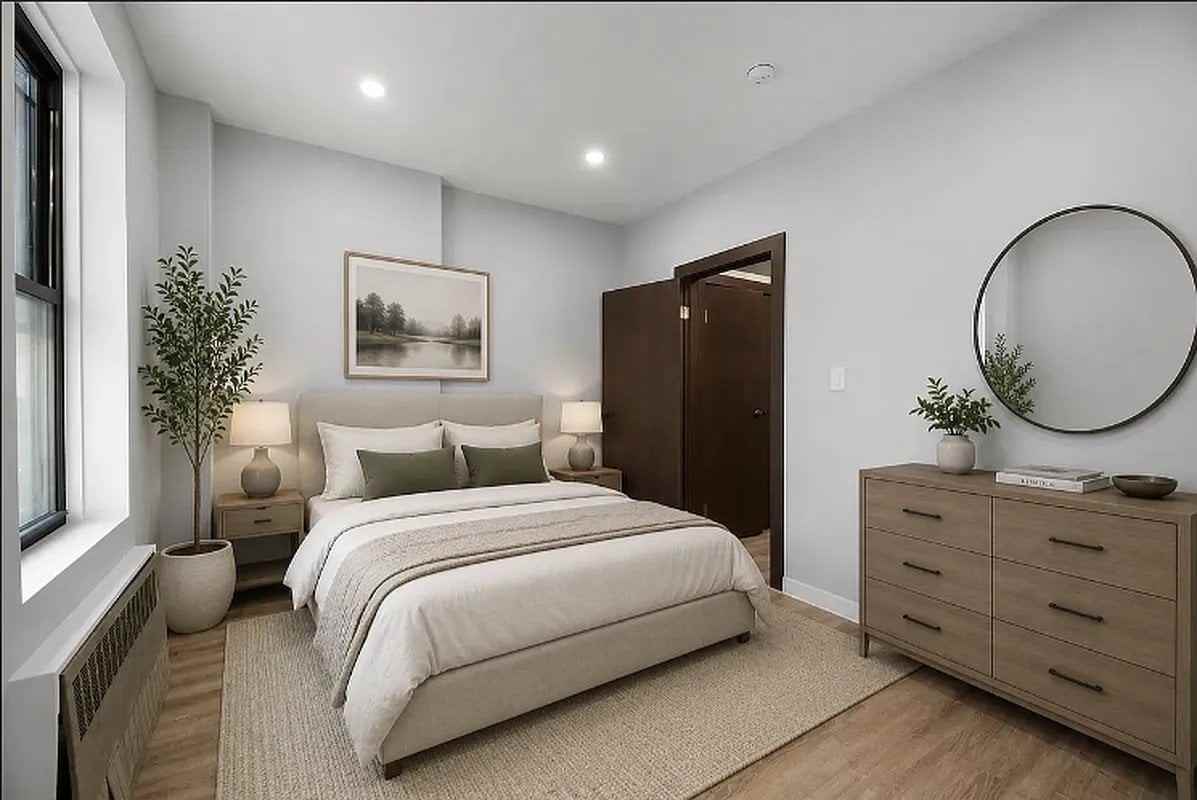 453 W 48th St #4C - Photo 2 of 4