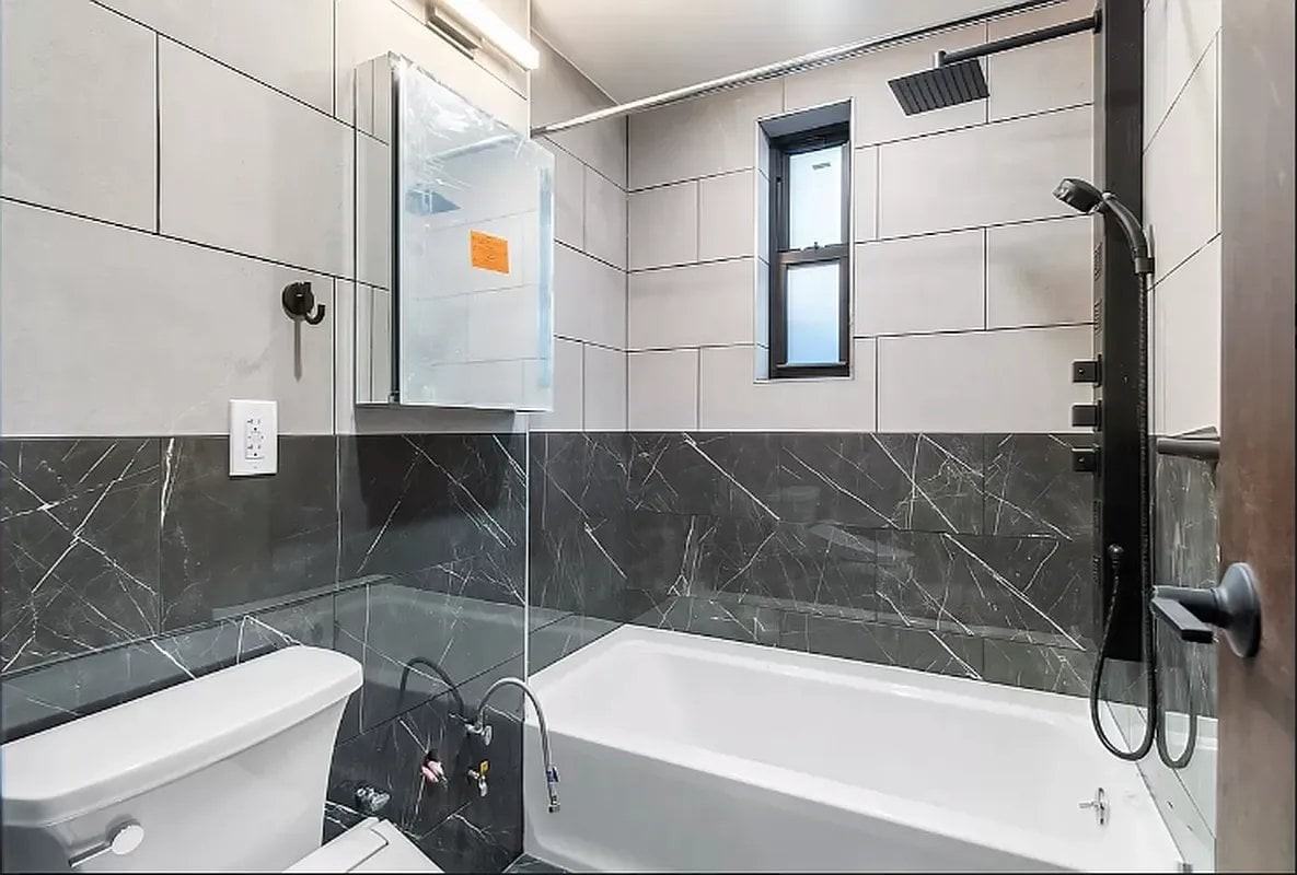 453 W 48th St #4C - Photo 4 of 4