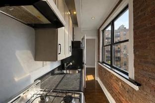 410 E 13th St #4E - Photo 1 of 1