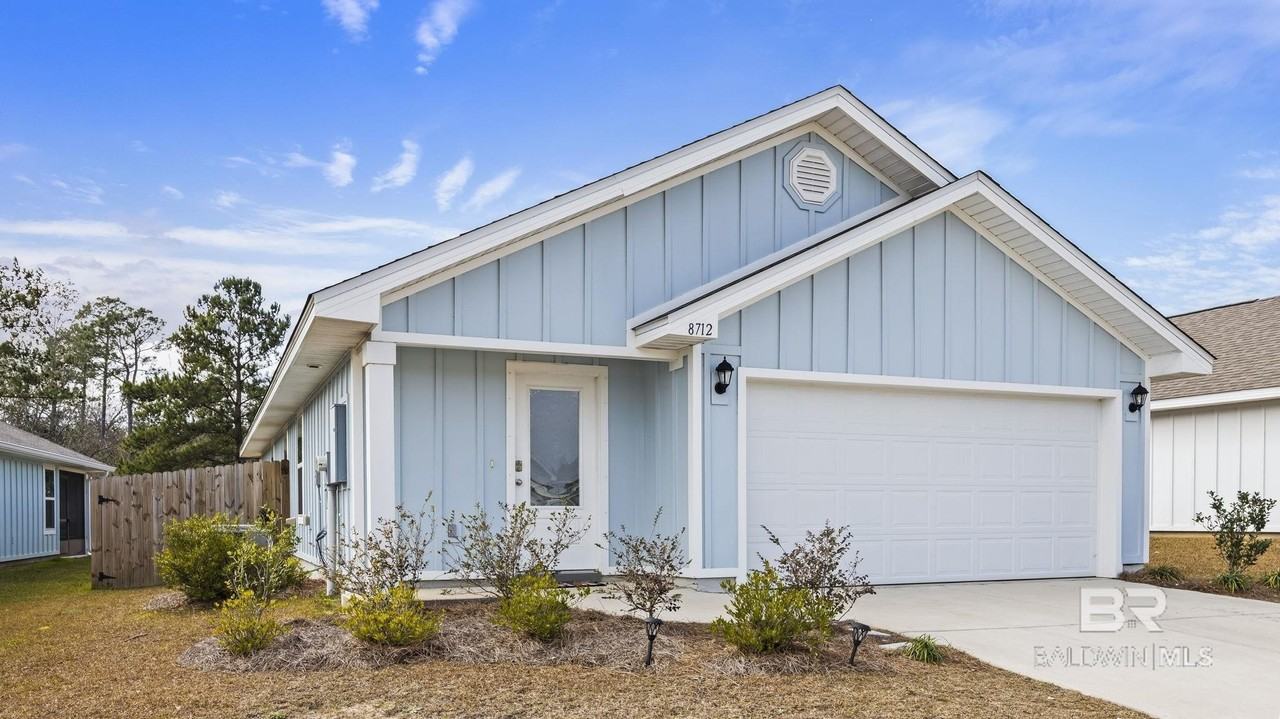 8712 Summer Bay Ln - Photo 2 of 36