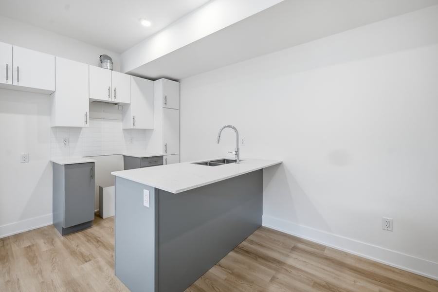 155 Glynn Ave Unit B - Photo 5 of 14