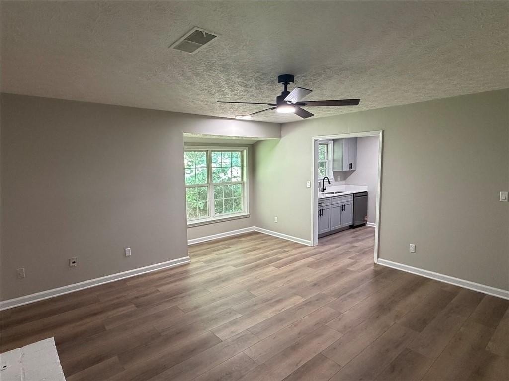 1286 N Lea Ct Se #A - Photo 4 of 18
