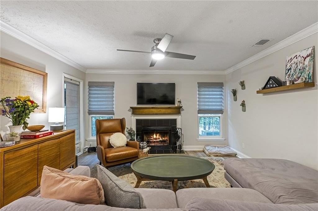6800 Glenridge Dr #6820A - Photo 5 of 28