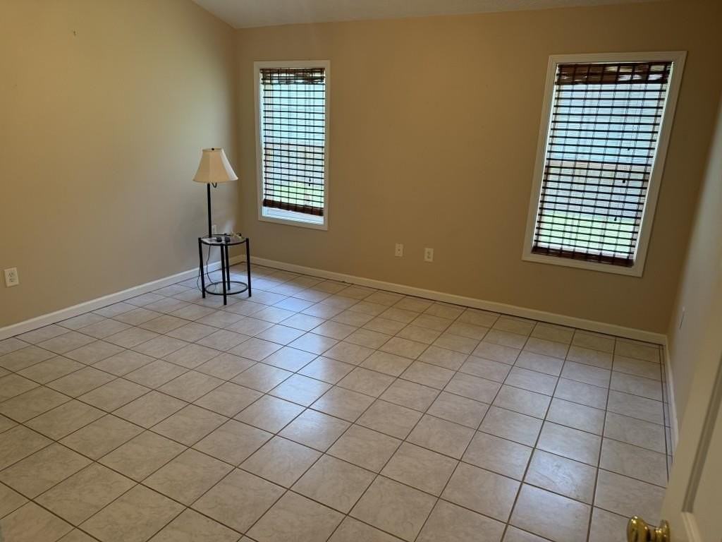 34 Winding Creek Ct - Photo 5 of 15
