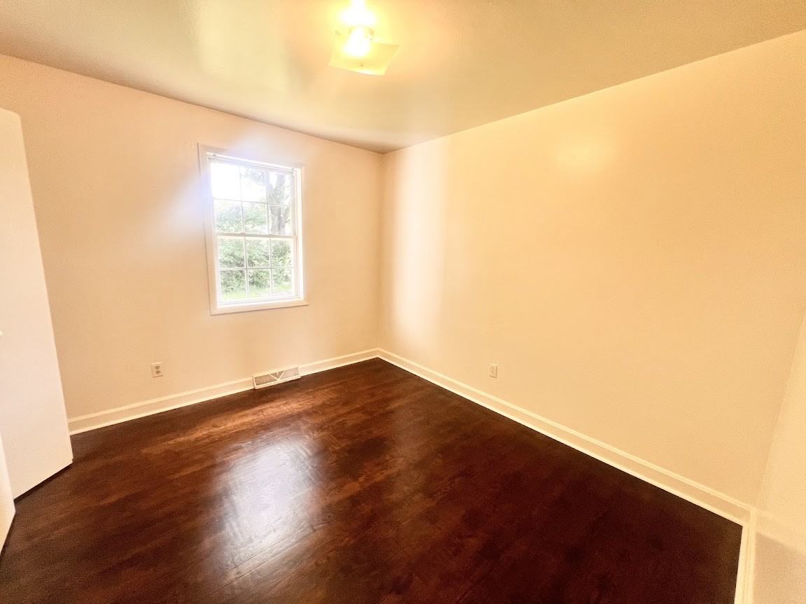 2706 Jackson Street - Photo 6 of 8