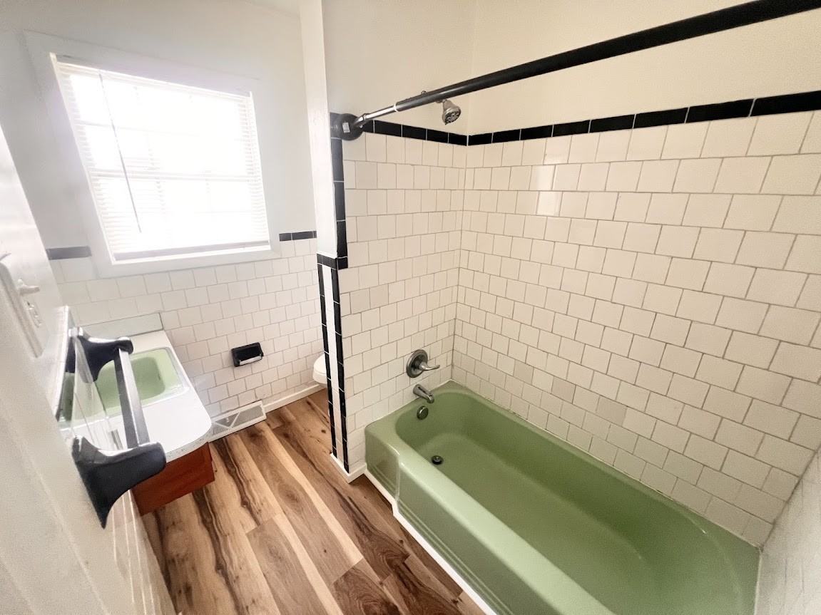 2706 Jackson Street - Photo 7 of 8