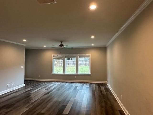 915 Mcneil Ave - Photo 5 of 20