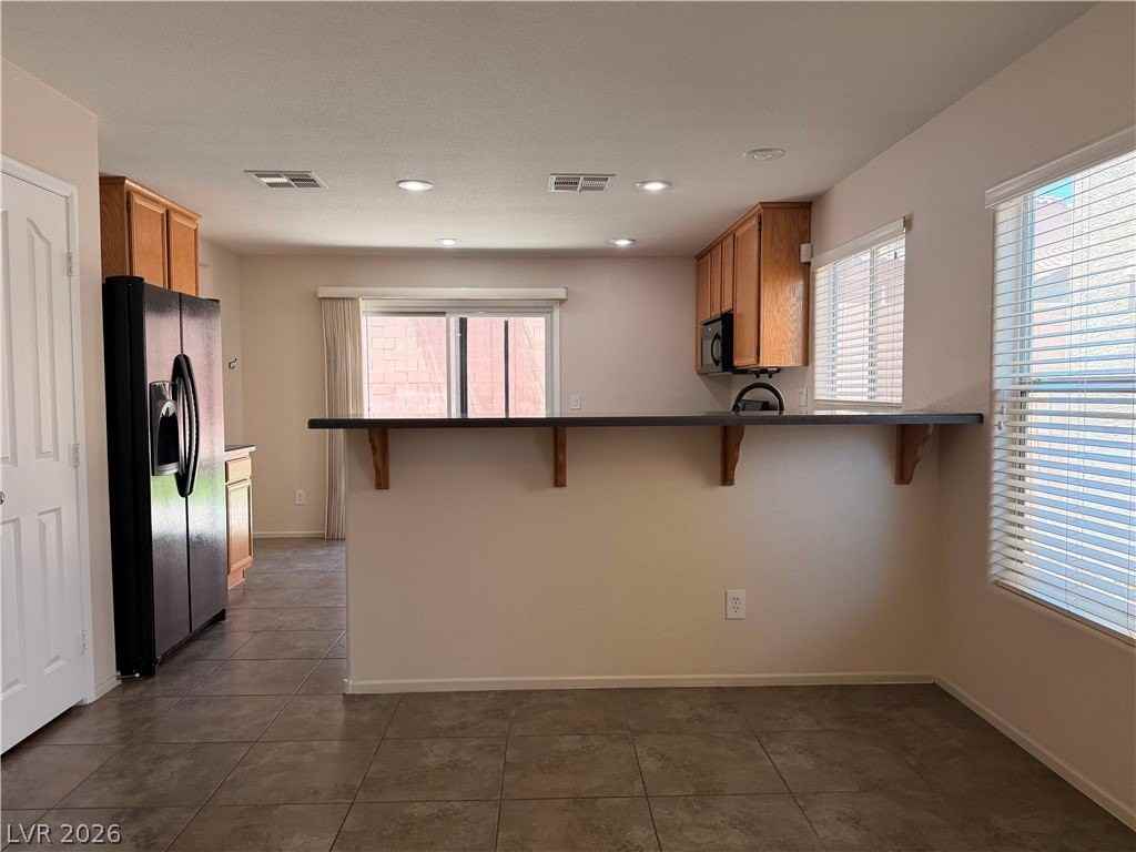 469 Royal Bridge Dr - Photo 7 of 15