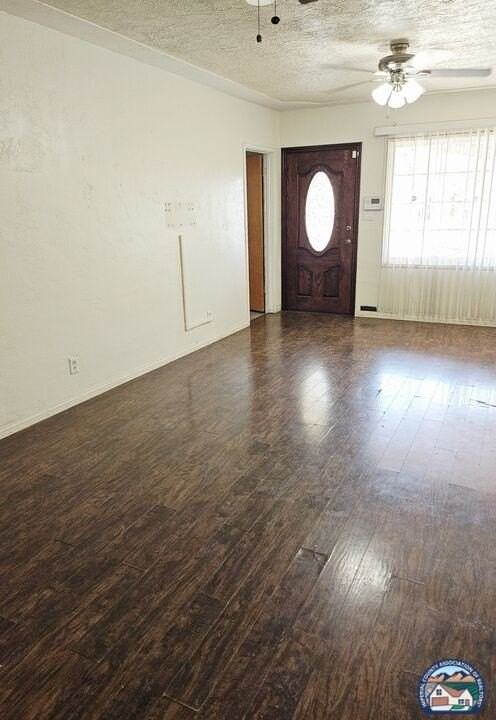 154 C St - Photo 4 of 12
