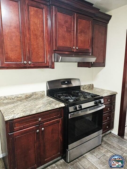 154 C St - Photo 6 of 12
