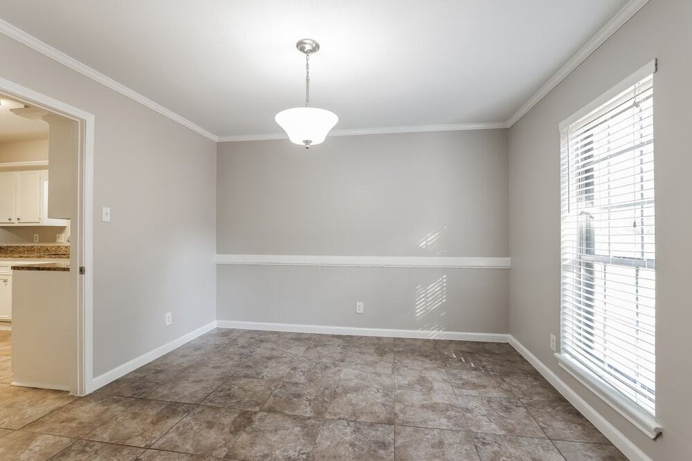 11715 Gardenglen Dr - Photo 6 of 17