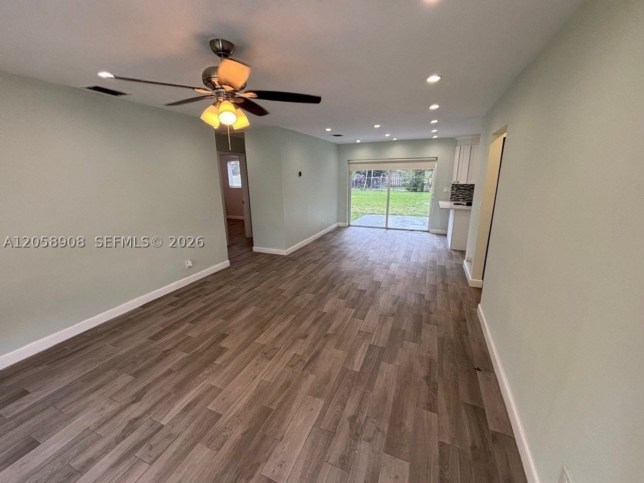1426 Arthur St #1426 - Photo 2 of 15