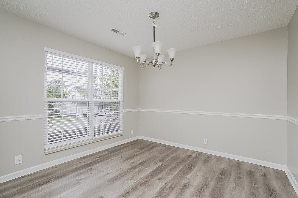 6112 Hampton Hall Way - Photo 6 of 17