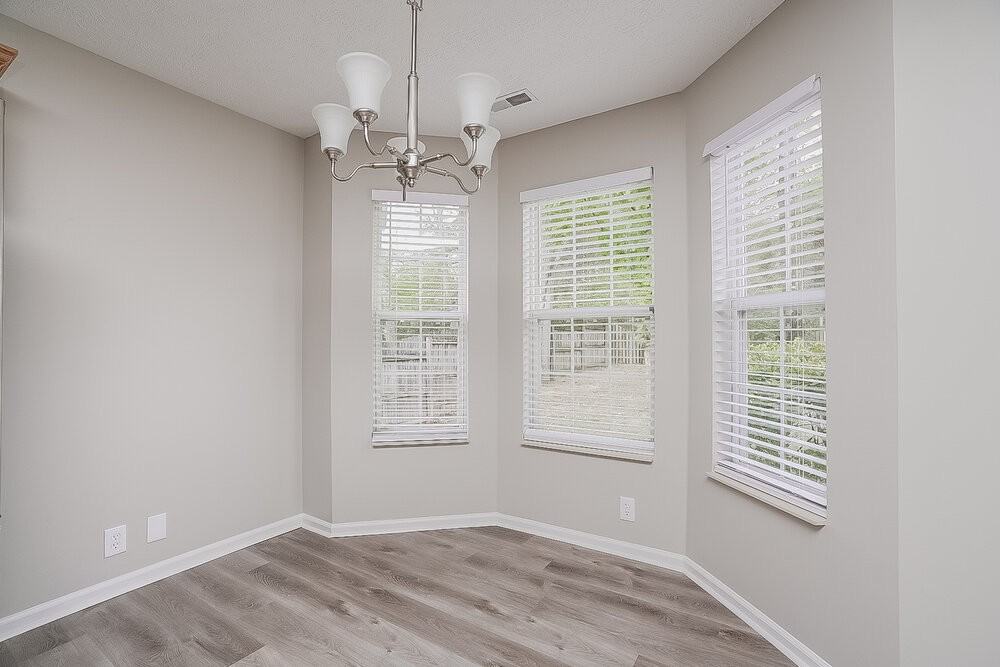6112 Hampton Hall Way - Photo 7 of 17