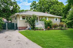 featured image of 71 Pinewood Dr