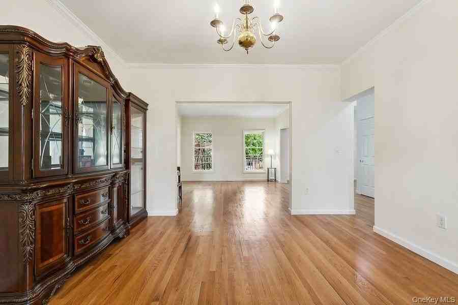 921 Shore Acres Dr - Photo 6 of 30