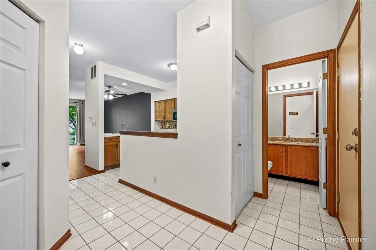 1462 Division Ct - Photo 4 of 27