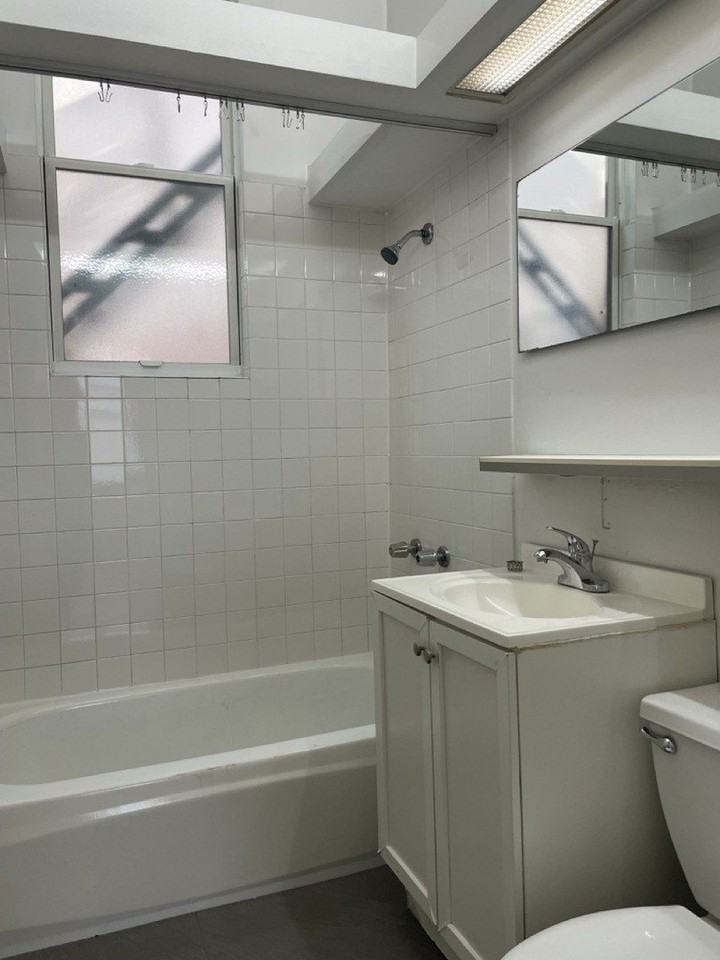 1801 S Peoria St #1R - Photo 6 of 12
