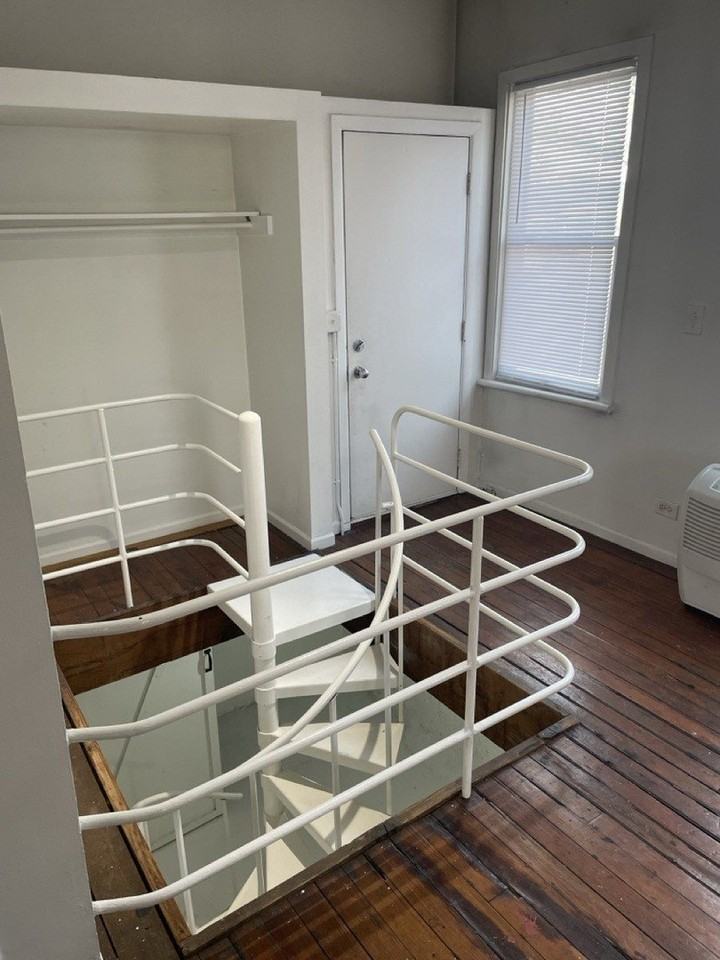 1801 S Peoria St #1R - Photo 7 of 12