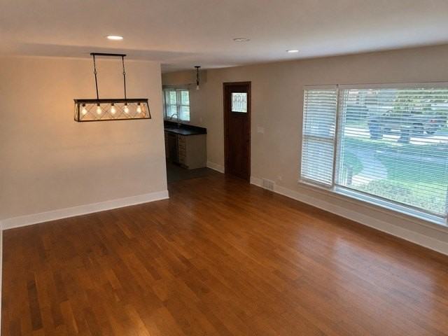 219 Spring Ave - Photo 2 of 12