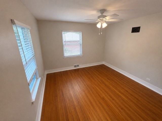 219 Spring Ave - Photo 7 of 12