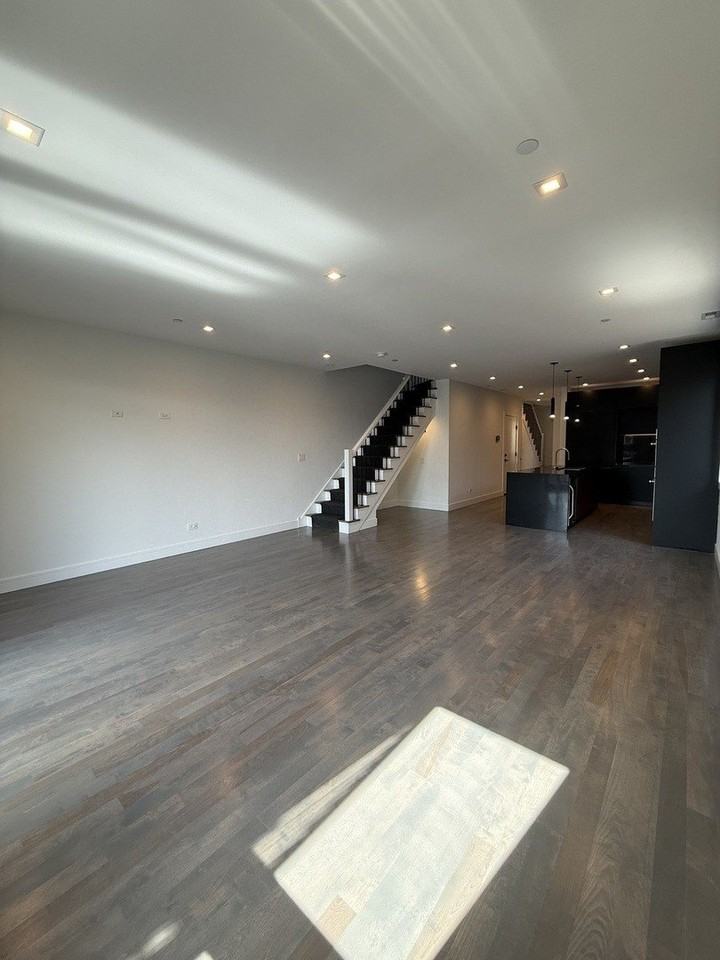 719 N Elizabeth St #3N - Photo 5 of 36