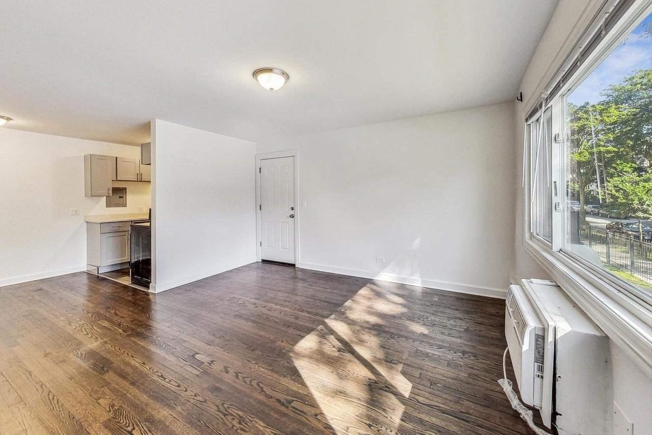 6000 N Winthrop Ave #106 - Photo 5 of 17
