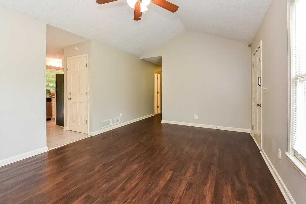 131 Aztec Way Se - Photo 4 of 17
