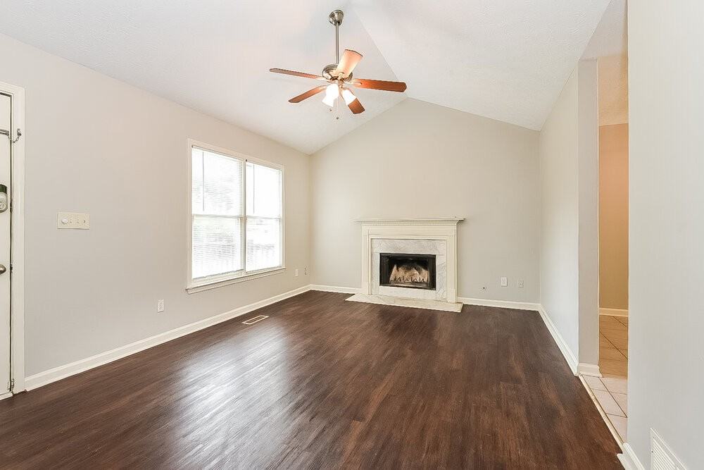 131 Aztec Way Se - Photo 5 of 17