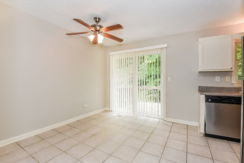 131 Aztec Way Se - Photo 7 of 17