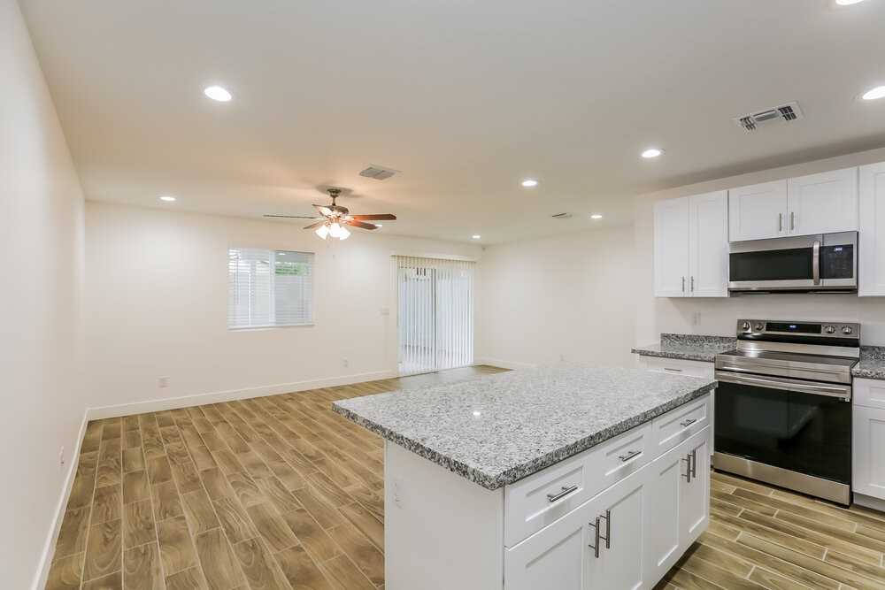 5919 S 12th Ln - Photo 6 of 16