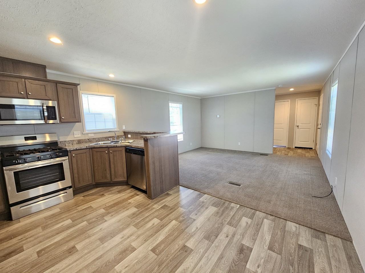 2344 Dogwood St #39 - Photo 4 of 11