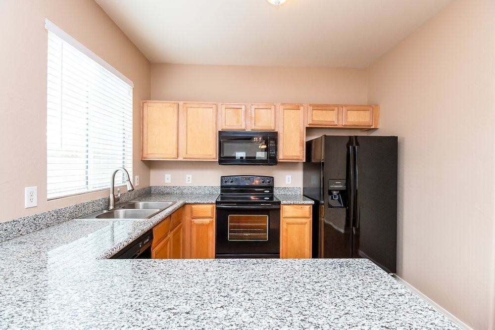 4101 W Park St - Photo 7 of 18