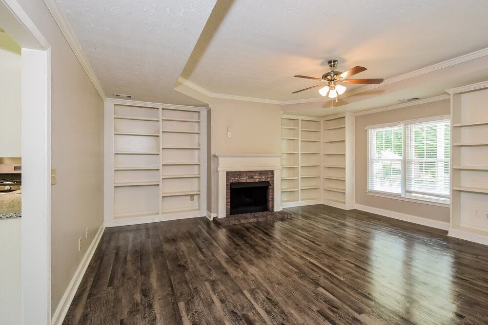 1290 Shamrock Hill Cir - Photo 6 of 16