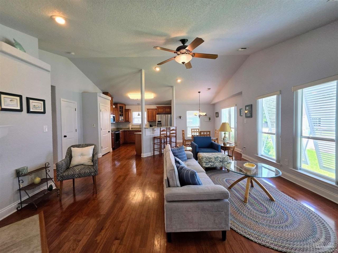 949 Osprey Ct - Photo 3 of 43