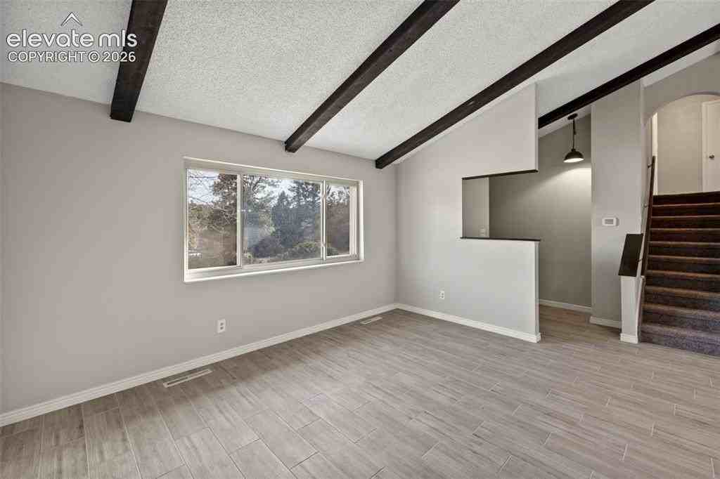 1404 Imperial Rd - Photo 5 of 36