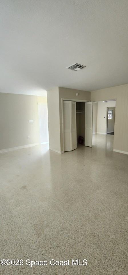 407 N 4th St - Photo 3 of 20