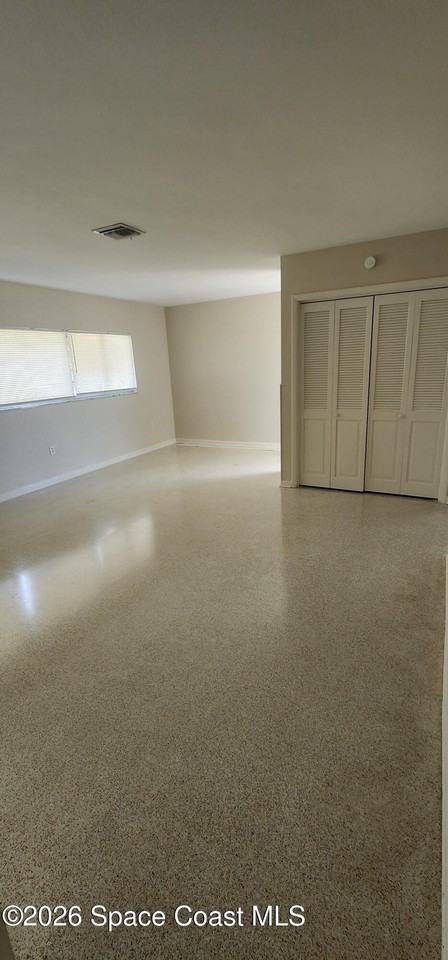 407 N 4th St - Photo 5 of 20