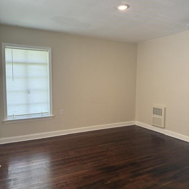 783 Parklawn Cir - Photo 2 of 7