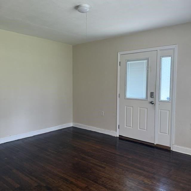 783 Parklawn Cir - Photo 6 of 7
