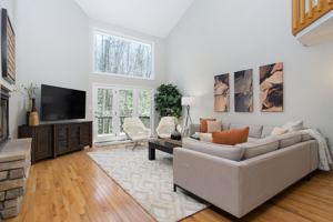 featured image of 19 Shady Brook Ln