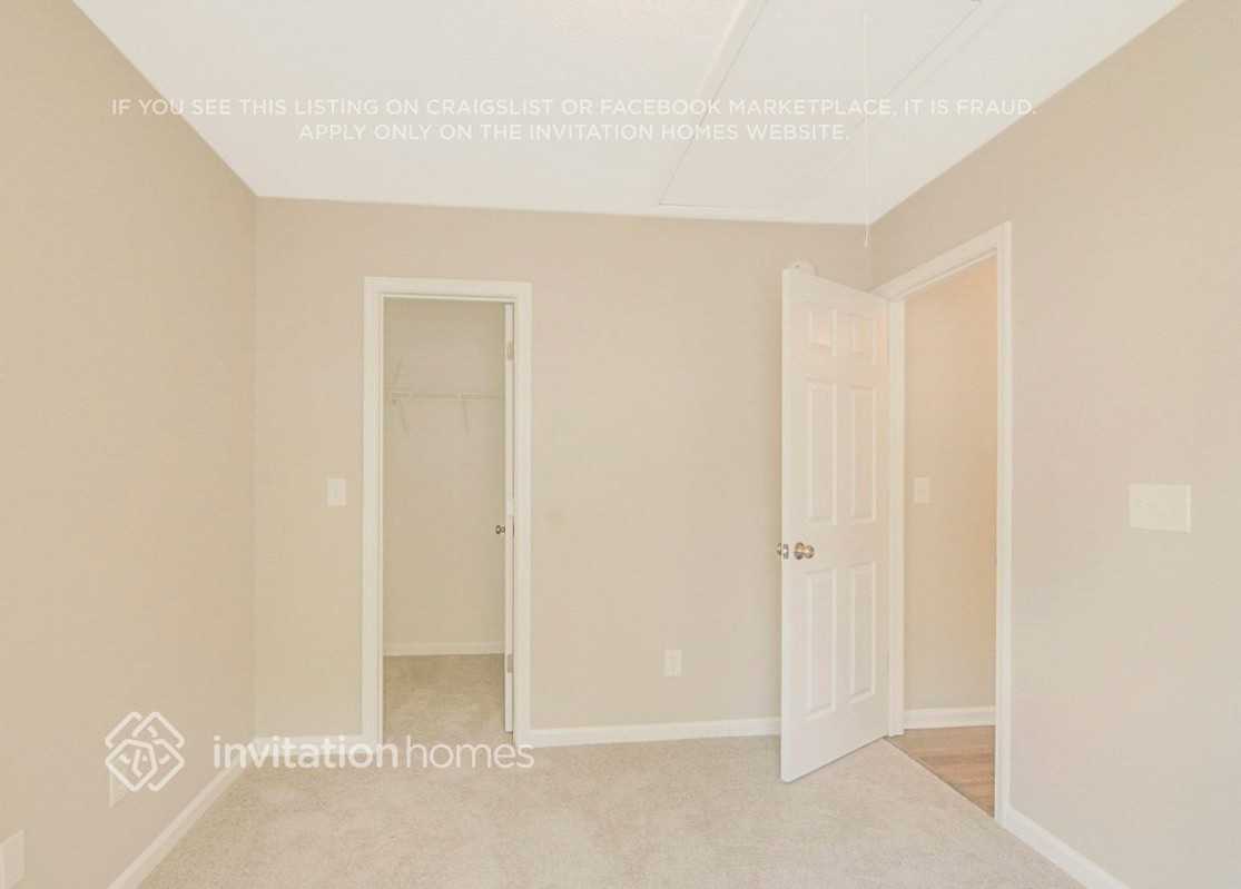 120 Pebblestone Dr - Photo 2 of 20
