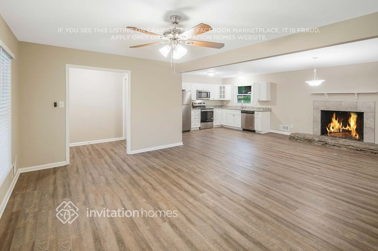 3916 Amsbury Rd - Photo 2 of 27