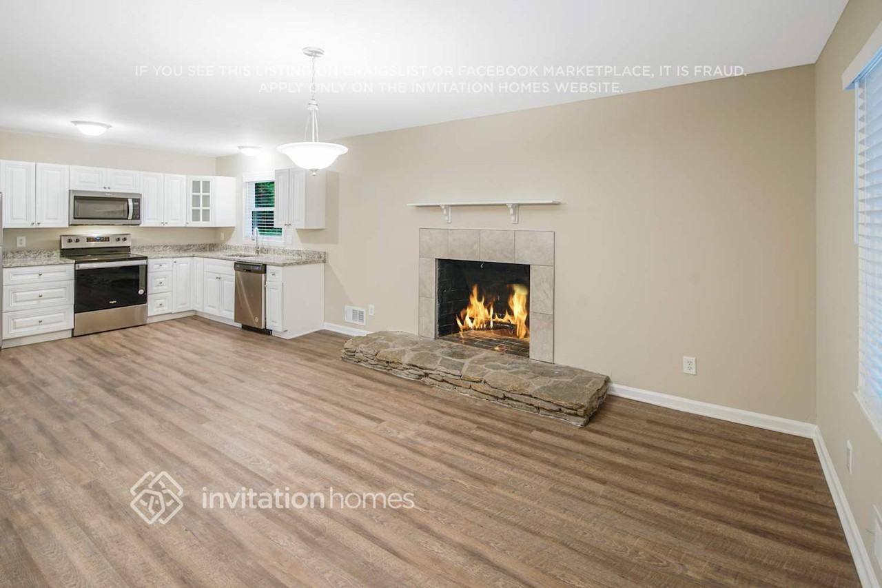 3916 Amsbury Rd - Photo 7 of 27