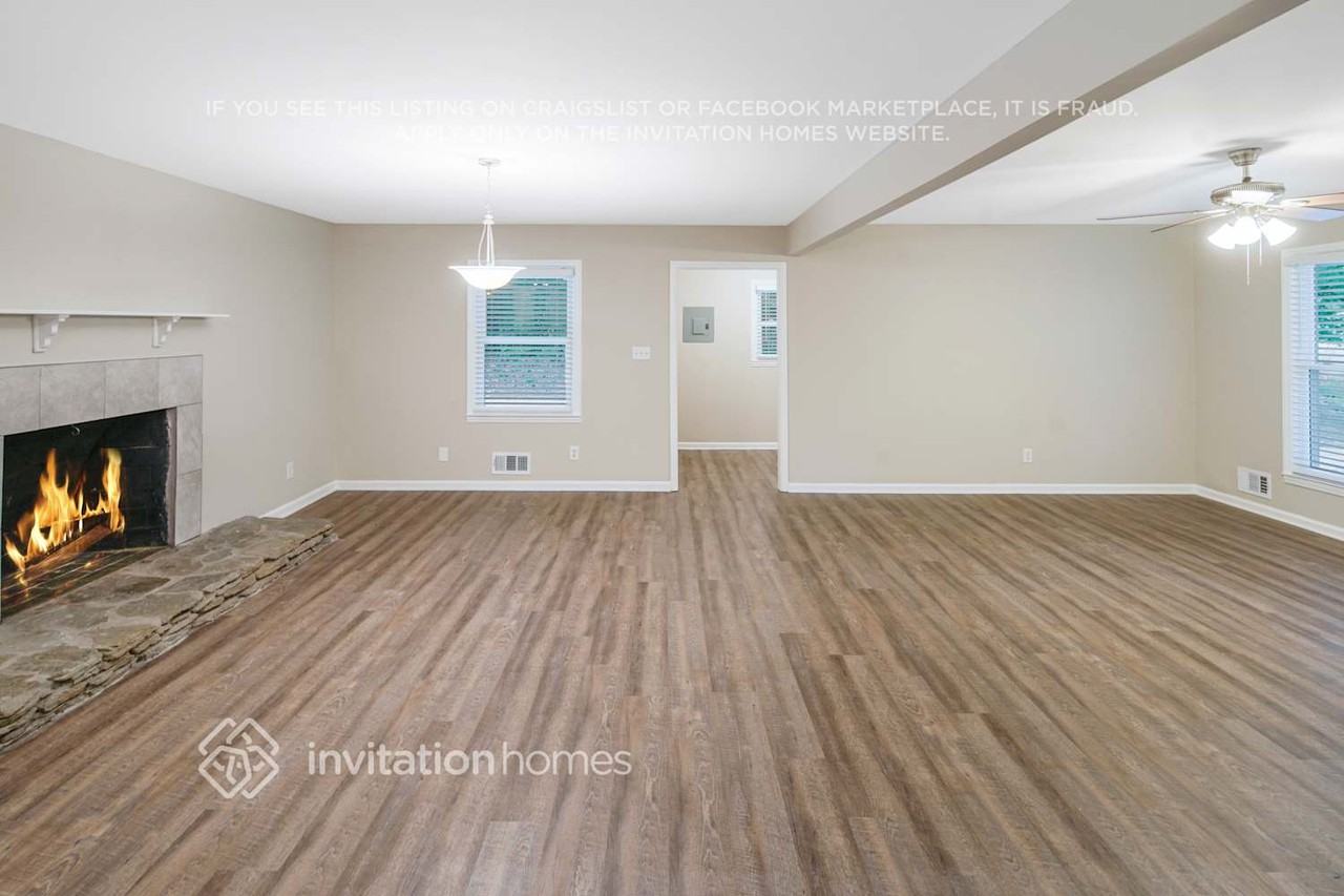3916 Amsbury Rd - Photo 7 of 27