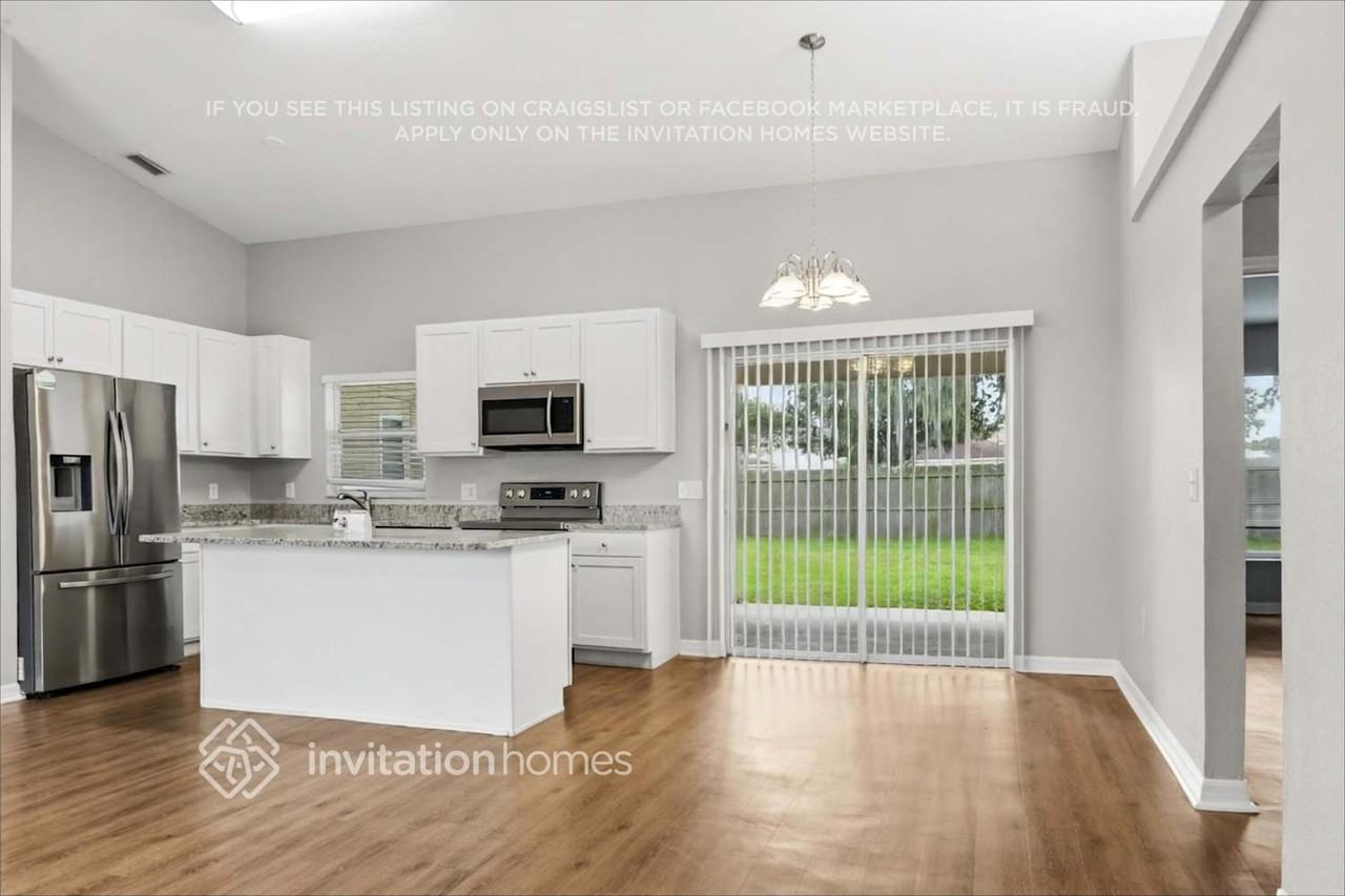 505 Seven Oaks St - Photo 7 of 18