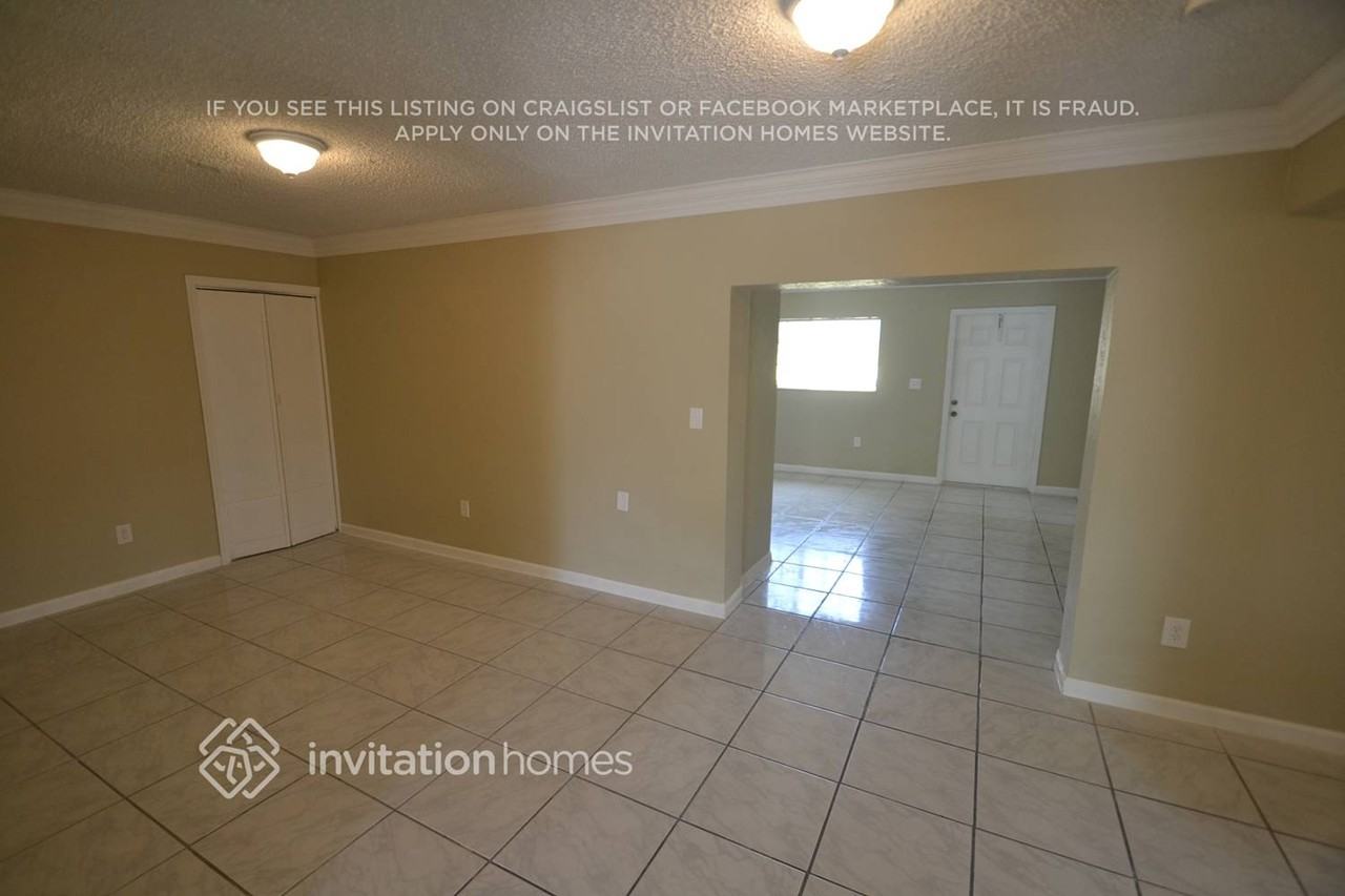 14544 Sw 105th Ct - Photo 4 of 10