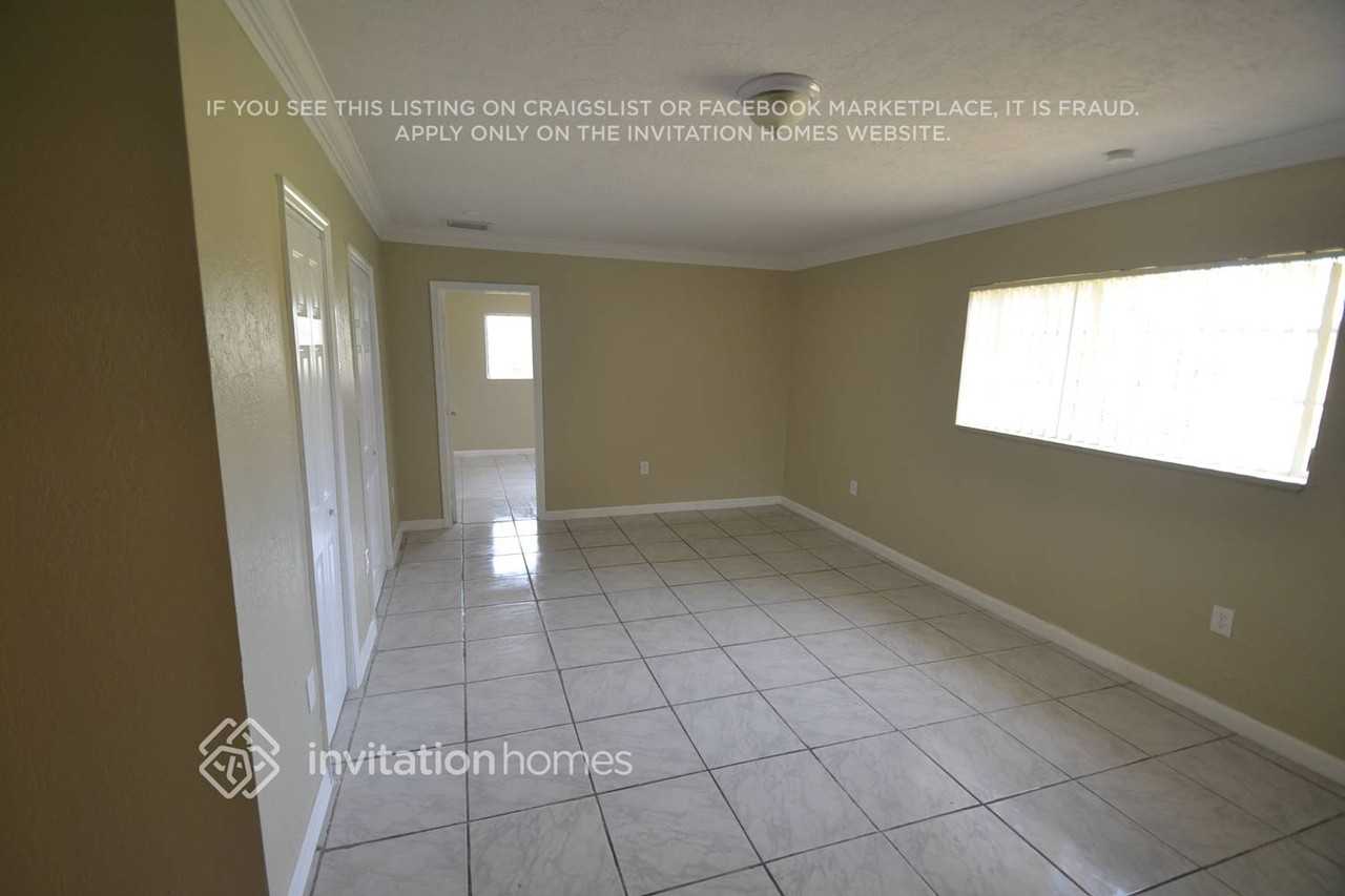14544 Sw 105th Ct - Photo 7 of 10