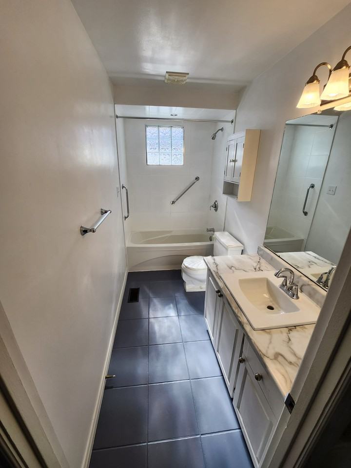 54 Lawnhurst Dr - Photo 6 of 19