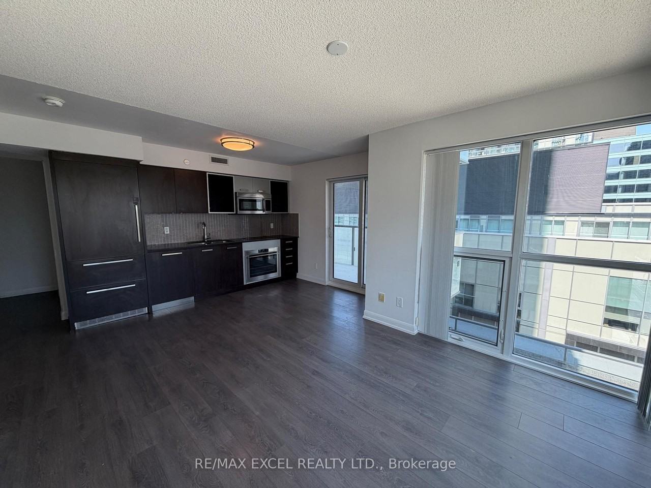 5168 Yonge Street #609 - Photo 3 of 13